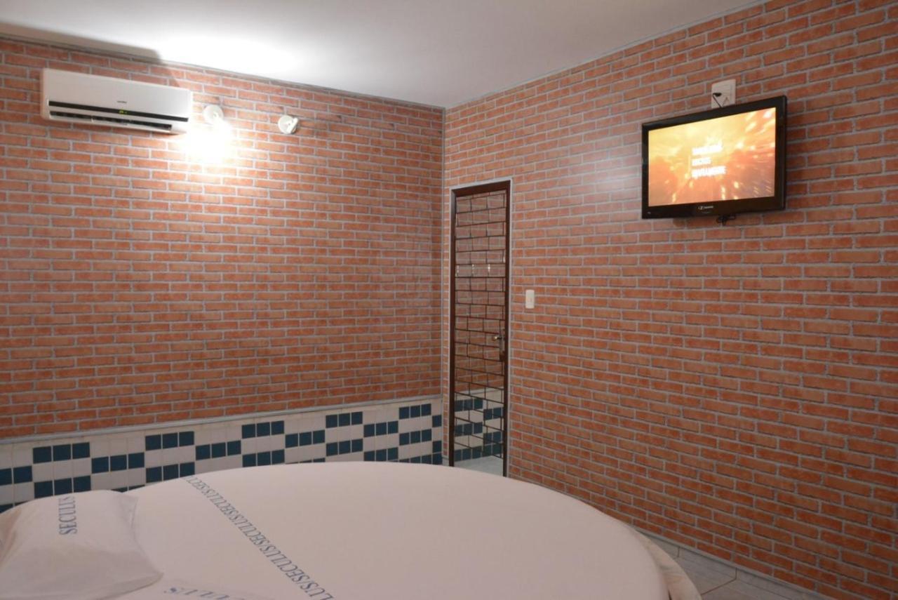 Motel Seculus 巴雷图斯 外观 照片