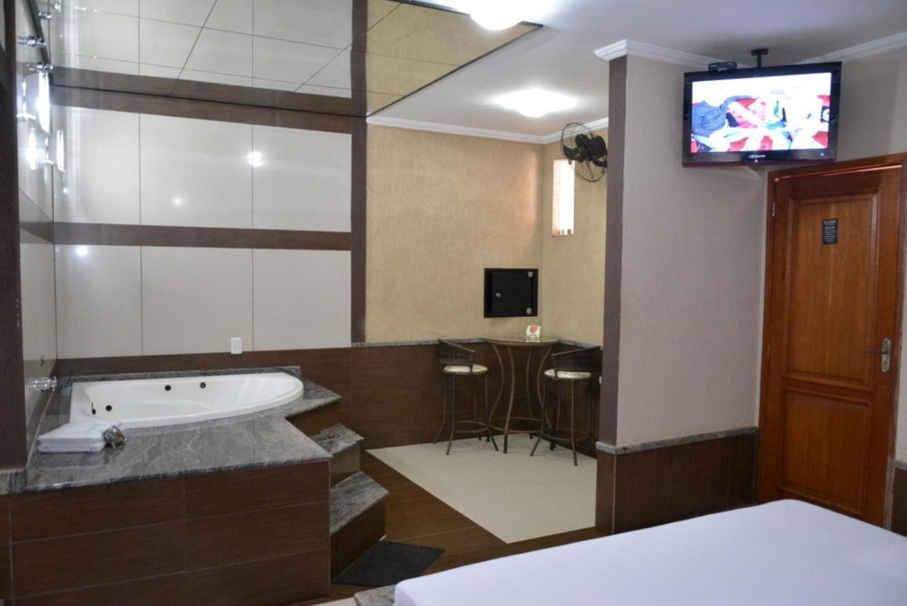 Motel Seculus 巴雷图斯 外观 照片