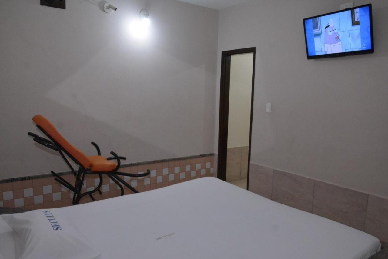 Motel Seculus 巴雷图斯 外观 照片