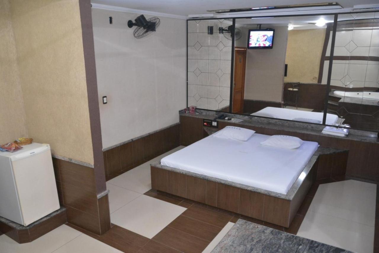 Motel Seculus 巴雷图斯 外观 照片